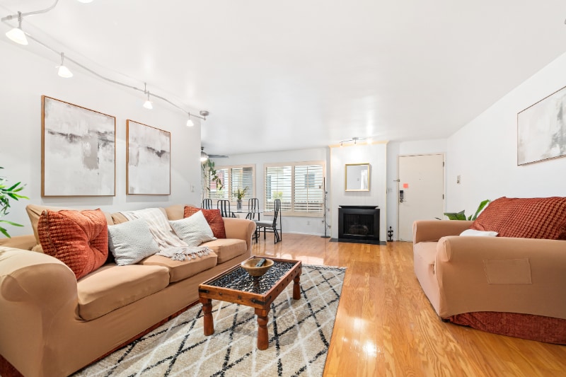 Building Photo - 1926 Glendon Ave