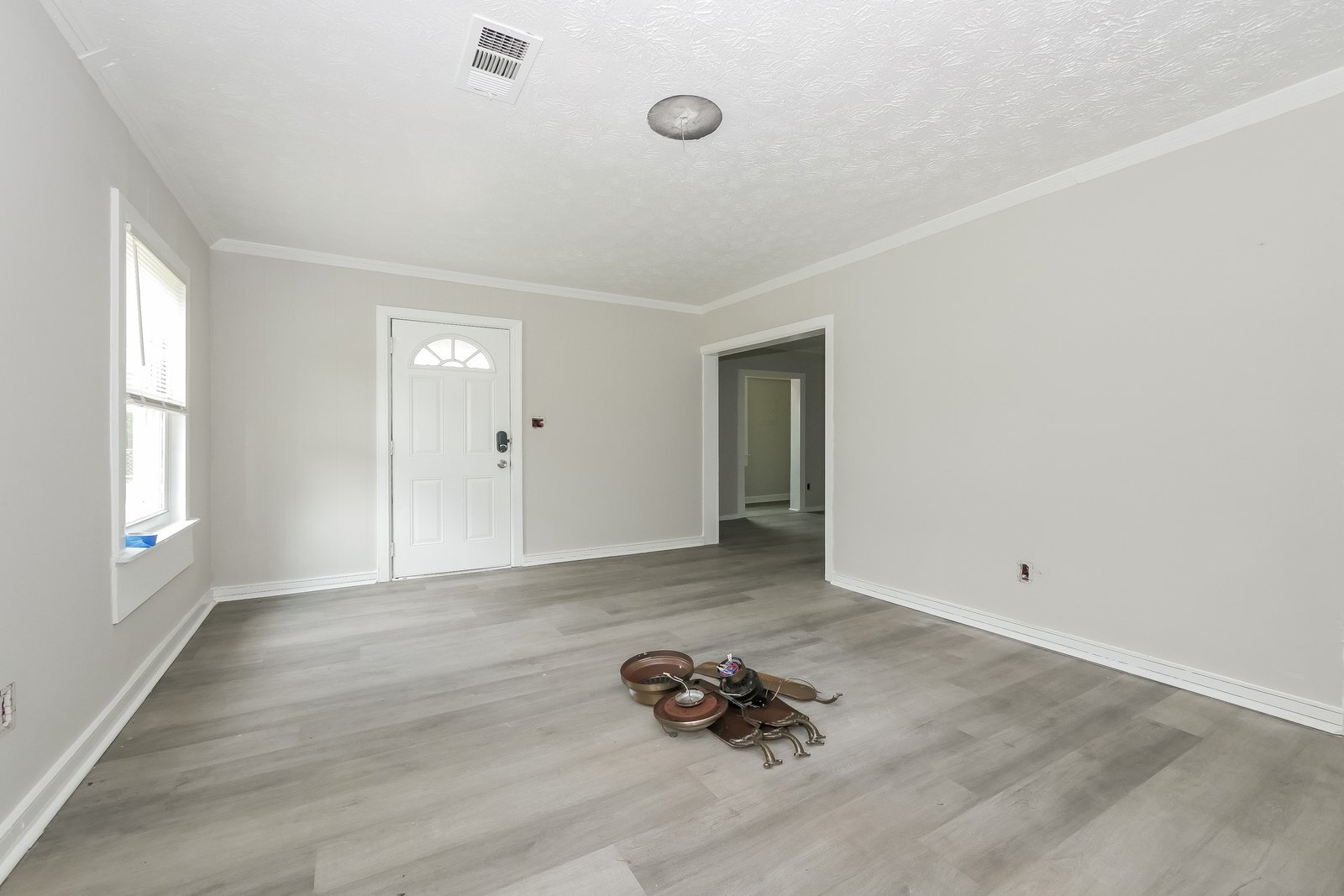 Building Photo - 912 54th St