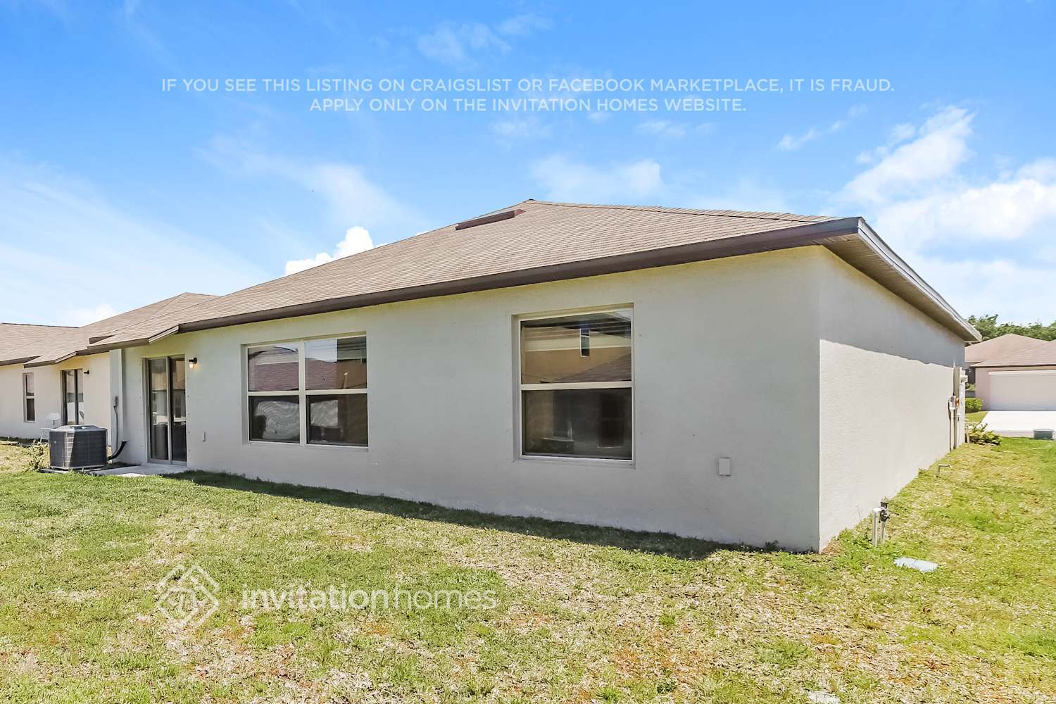 Building Photo - 1585 Blue Rose Dr