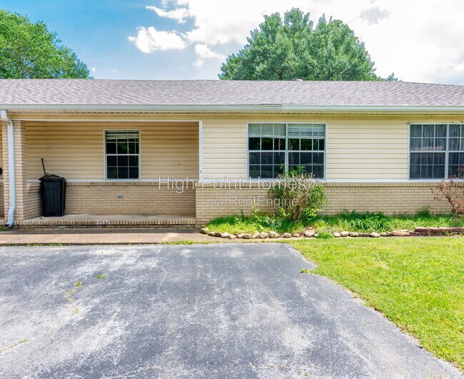 Building Photo - 8810 Springfield Rd