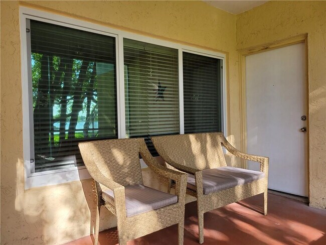 Building Photo - 2425 NW 33rd St