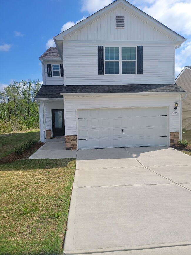 Building Photo - 1016 Peaceful Fawn Dr