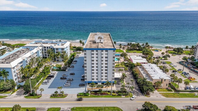 Building Photo - 800 SE 20th Ave