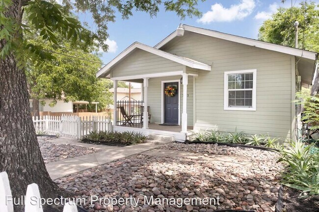 Building Photo - 2 br, 2 bath House - 703 Eleanor