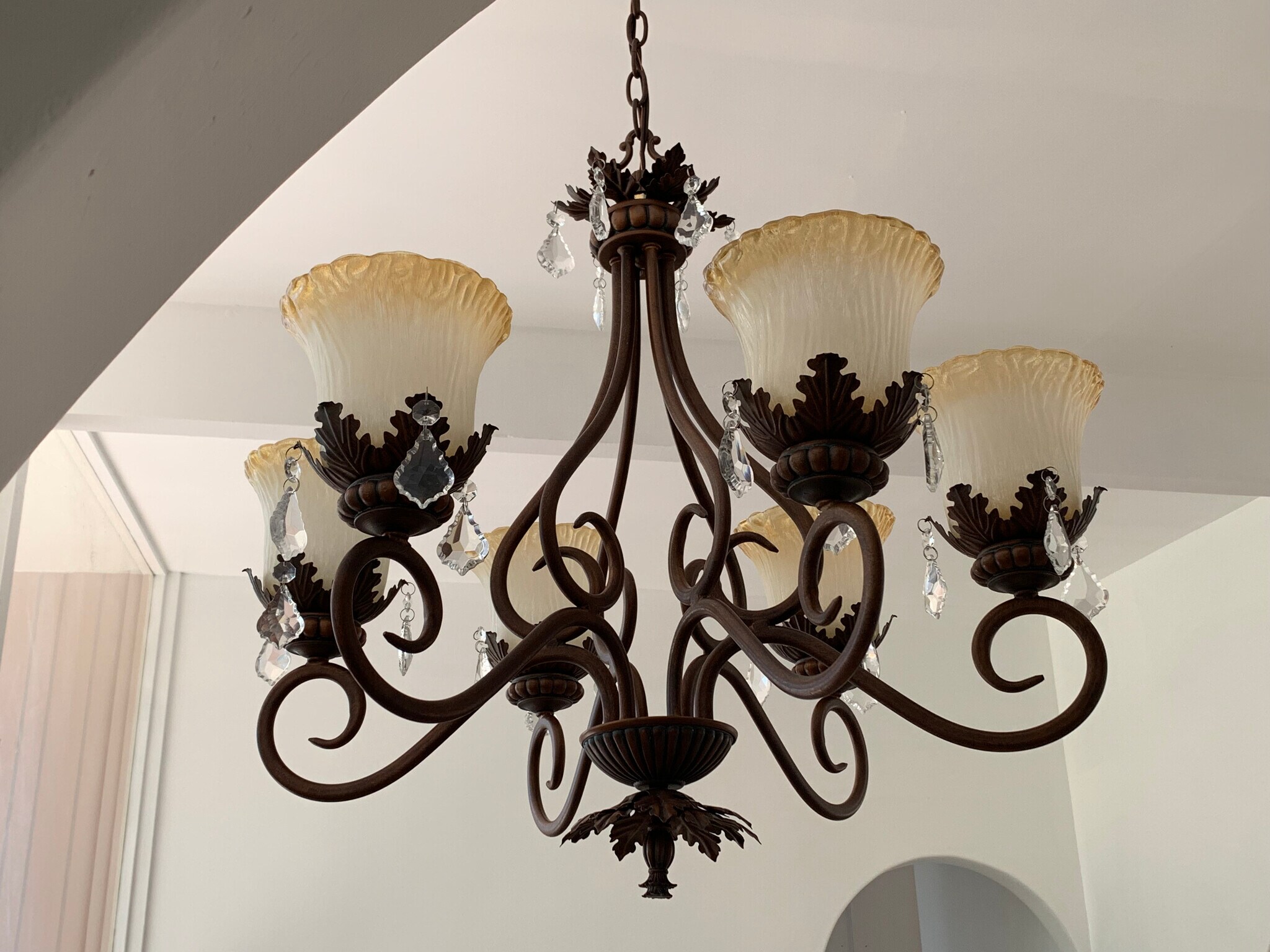 Chandelier @ entrance #1 - 10458 Pearson Pl