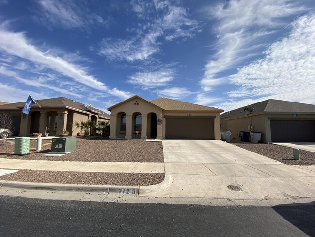 Building Photo - 2120 William Woolverton