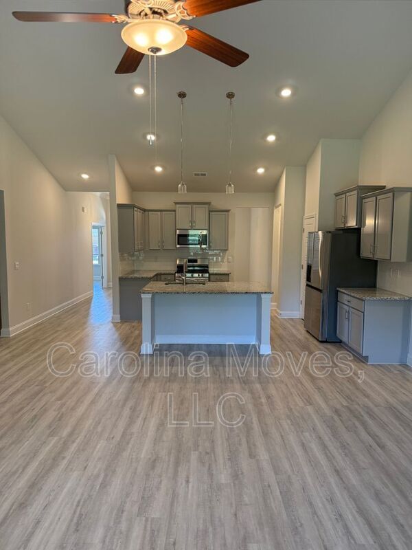 Building Photo - 349 Cypress Holw Trl
