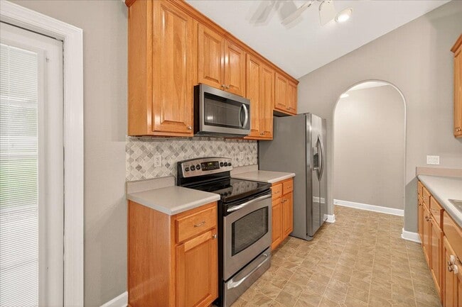 Building Photo - 4 Swift Pass