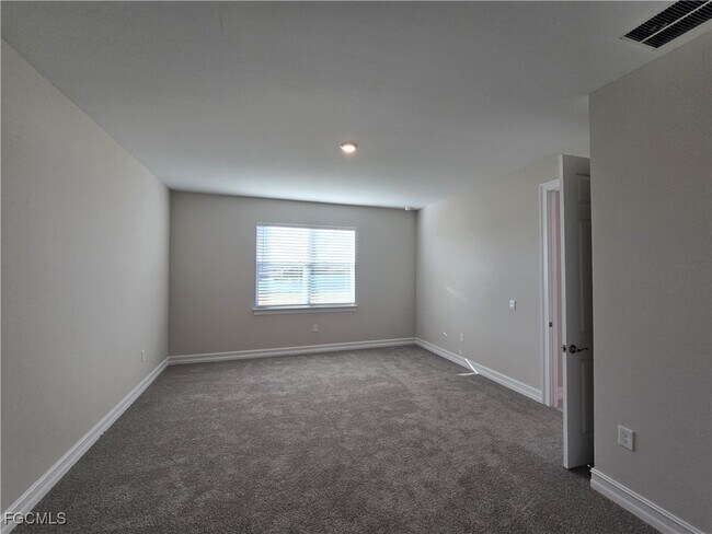 Building Photo - 1224 Mariners Vw Ter