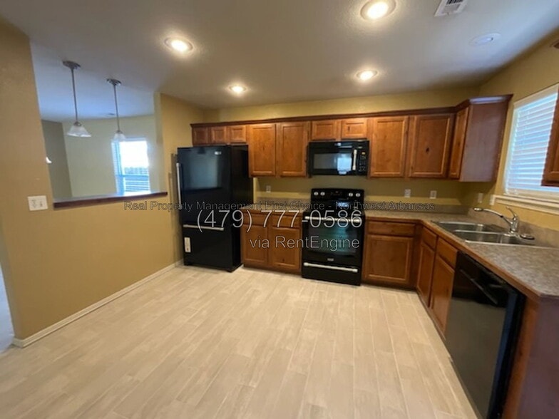 Building Photo - 4394 W Sweetgum Ln