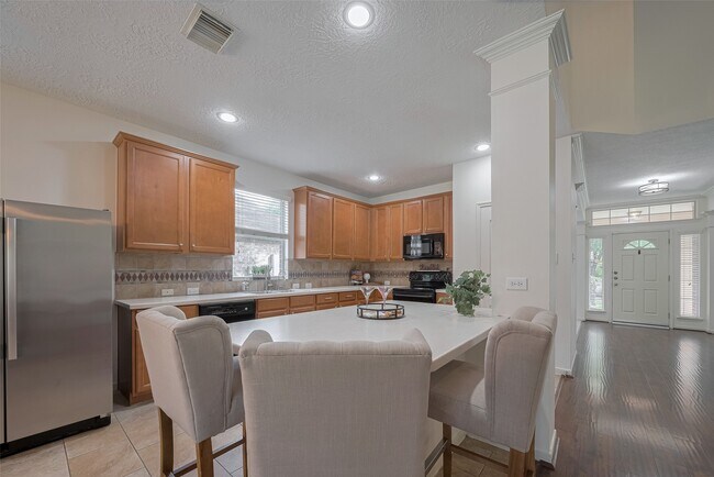 Building Photo - 31214 Windcrest Park Ln