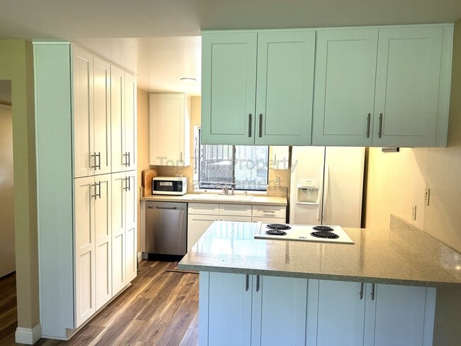 Building Photo - Upgraded 1 bed / 1 bath Condo on the Pala Mesa Golf-Course! With Garage, Water included!