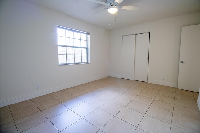 Building Photo - 1505 SW 2nd St