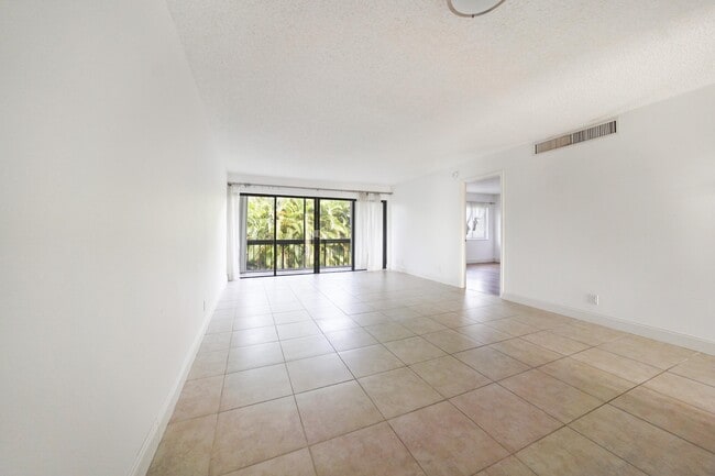 Building Photo - 3050 Presidential Way
