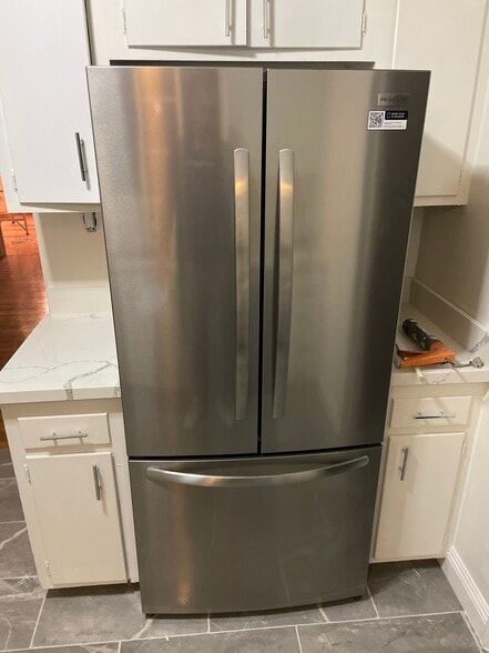 Kitchen - 1226 S Longwood Ave