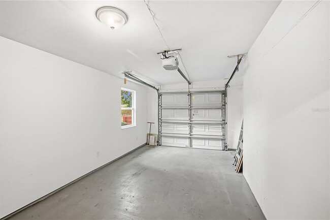 Building Photo - 6610 S Mascotte St