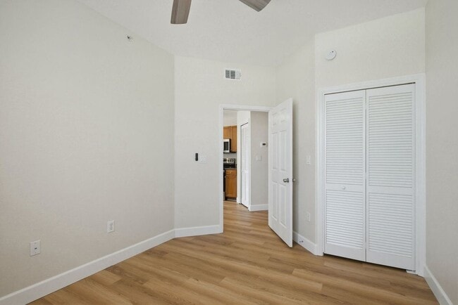 Building Photo - 700 S Harbour Island Blvd