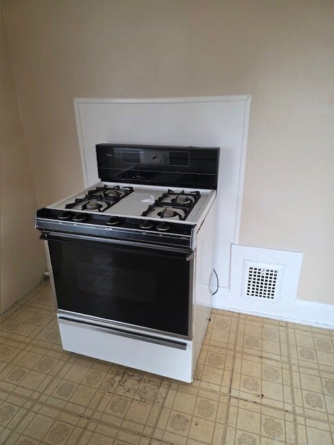 Building Photo - 412 Oak Hill Ave