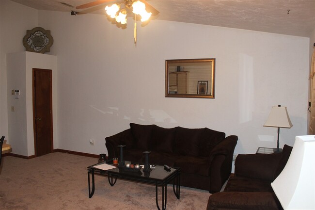 Building Photo - 2316 Hartsfield Way