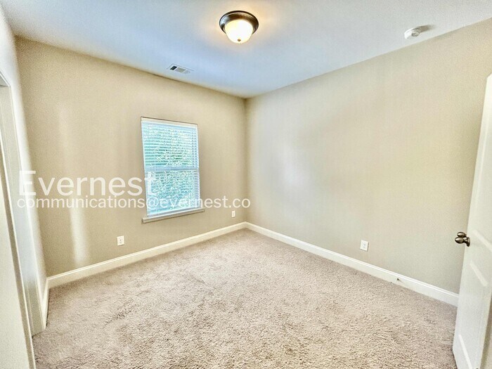Building Photo - 2641 Arnold Palmer Way