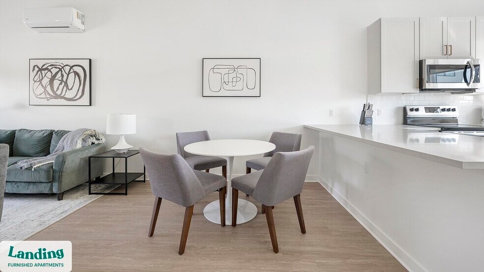 Building Photo - 2708 Old Lebanon Pike