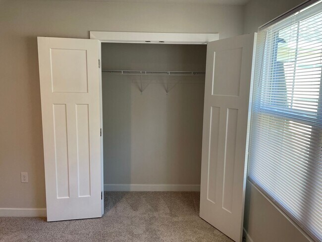 Building Photo - 3 Bedroom 2 Bath Home in Middle Creek Village in Bolivia, NC