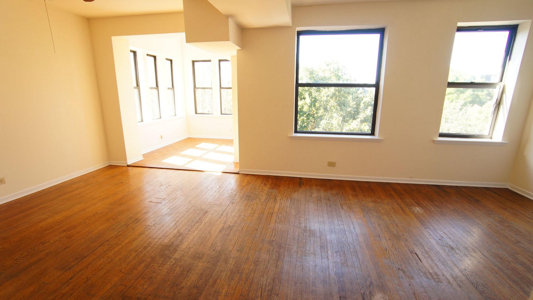 Building Photo - 2323 N Kedzie Blvd