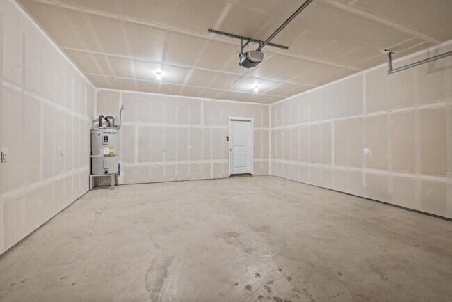 Building Photo - 3807 29th Ave Ct E