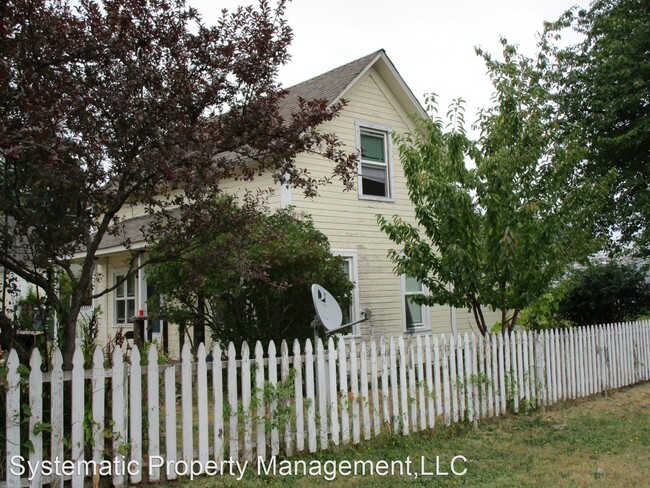 Building Photo - 2 br, 1 bath House - 233 Adams