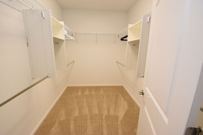 Building Photo - 18416 Summer Wind Ln