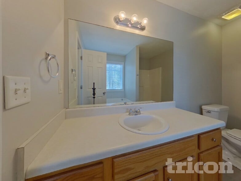 Building Photo - 51 Chesapeake Way