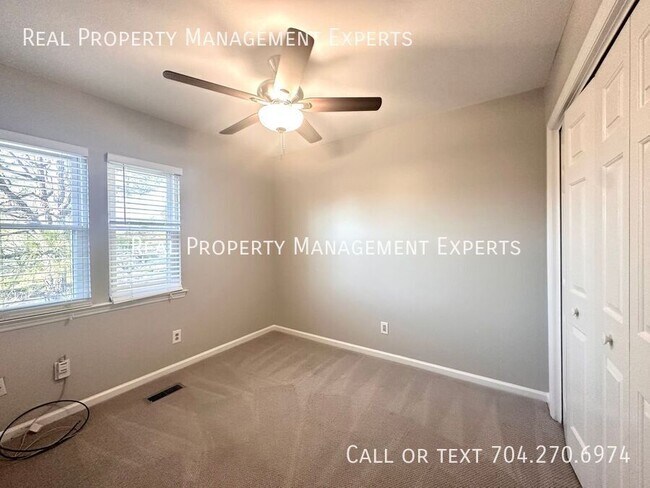 Building Photo - 2739 Von Thuringer Ct