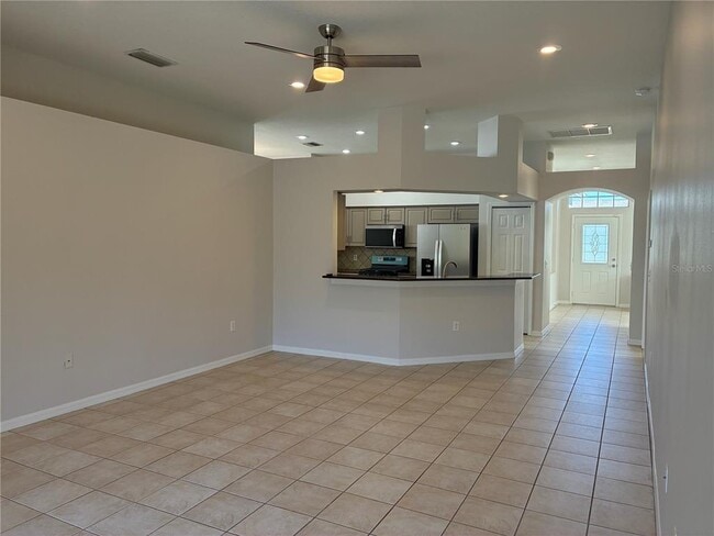 Building Photo - 31318 Heatherstone Dr