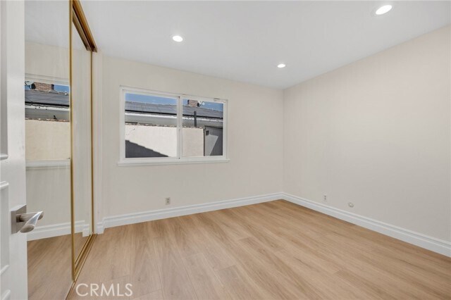 Building Photo - 6042 Foxfield Ln