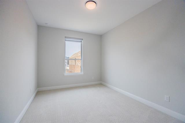 Building Photo - 10496 Milkweed Ct