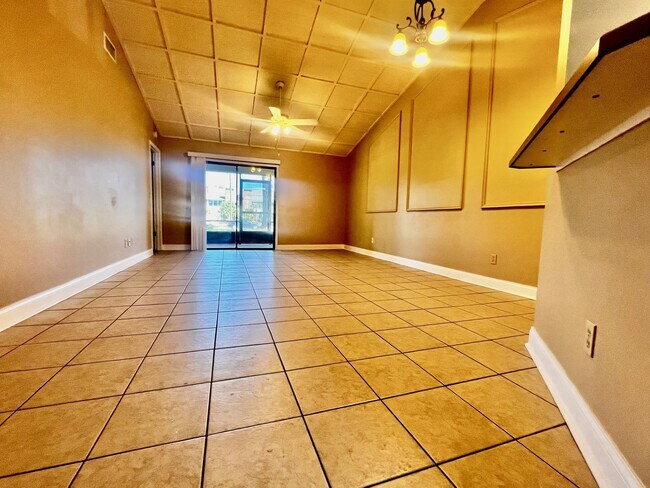 Building Photo - 107 White Fawn Dr