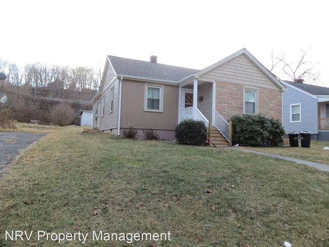 Building Photo - 4 br, 3 bath House - 323 Clement Street