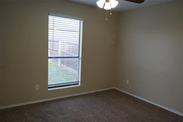 Building Photo - 10266 Maverick Dr