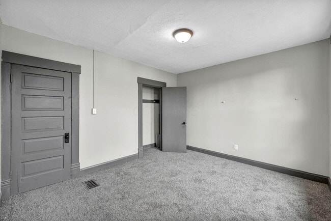 Building Photo - 365 S Eureka Ave