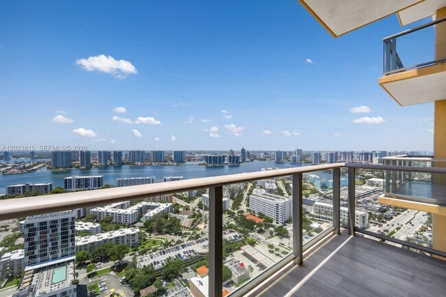 Building Photo - 17749 Collins Ave