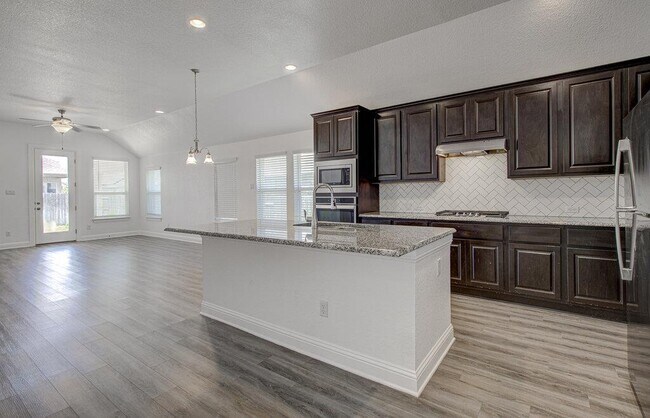 Building Photo - 20908 Akbash Ln