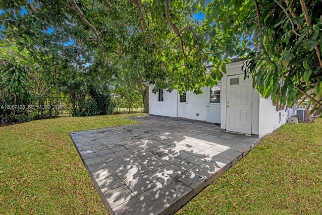 Building Photo - 8861 SW 127th Terrace