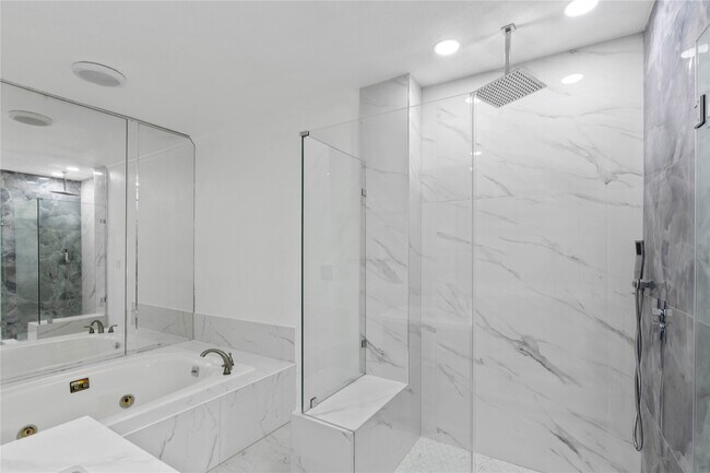 Building Photo - 6000 Reims Rd