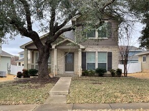 Building Photo - Lovely Home in Cedar Park Town Center