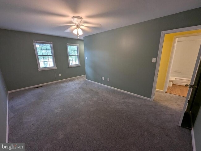 Building Photo - 8358 Stationhouse Ct