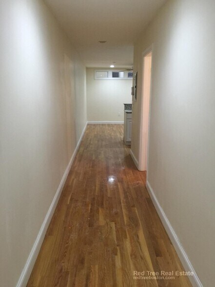 Building Photo - 60 Egmont St