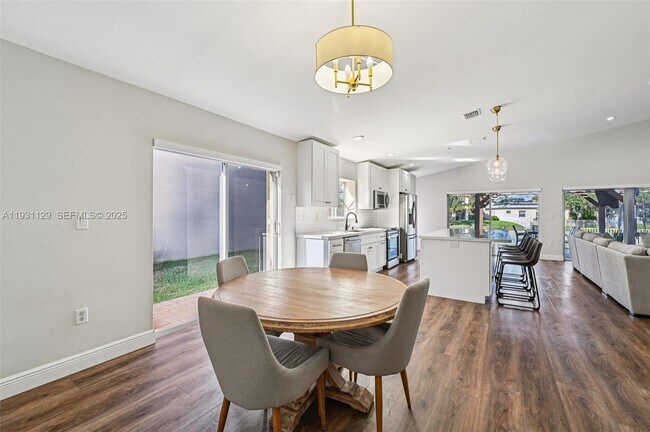 Building Photo - 1356 NW 192nd Ave