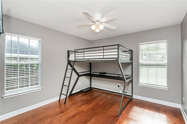 Building Photo - 7130 Haleys Way