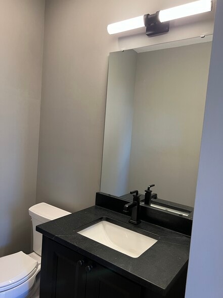 Building Photo - 15296 Mystic Rock Dr