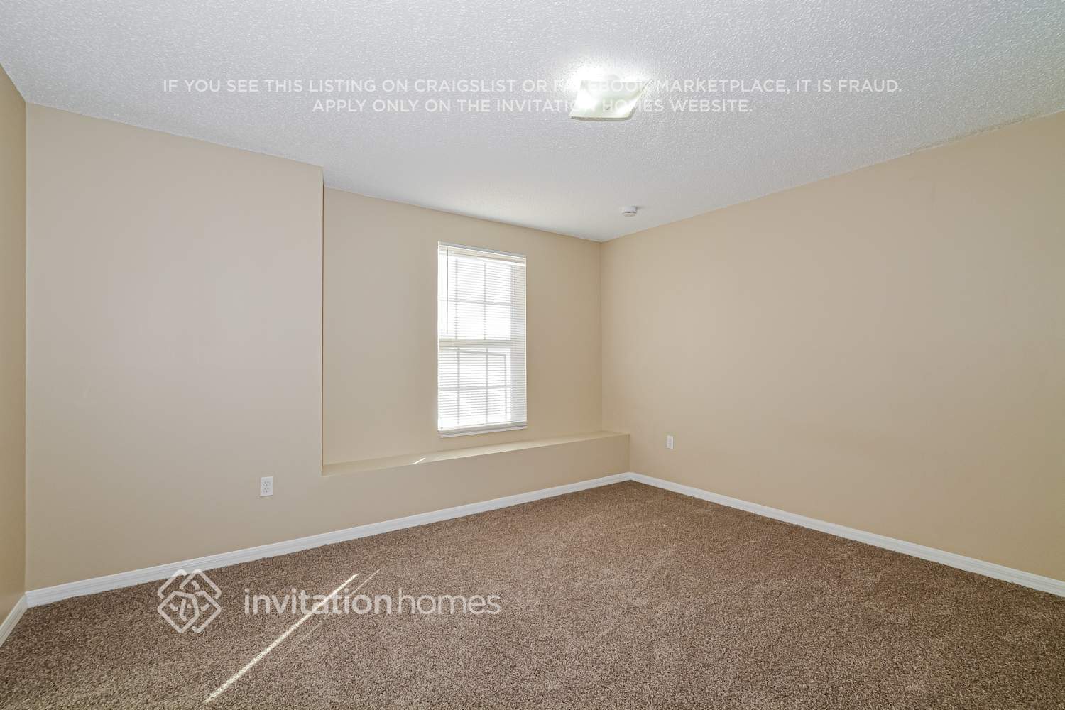 Building Photo - 654 Bluebill Ct